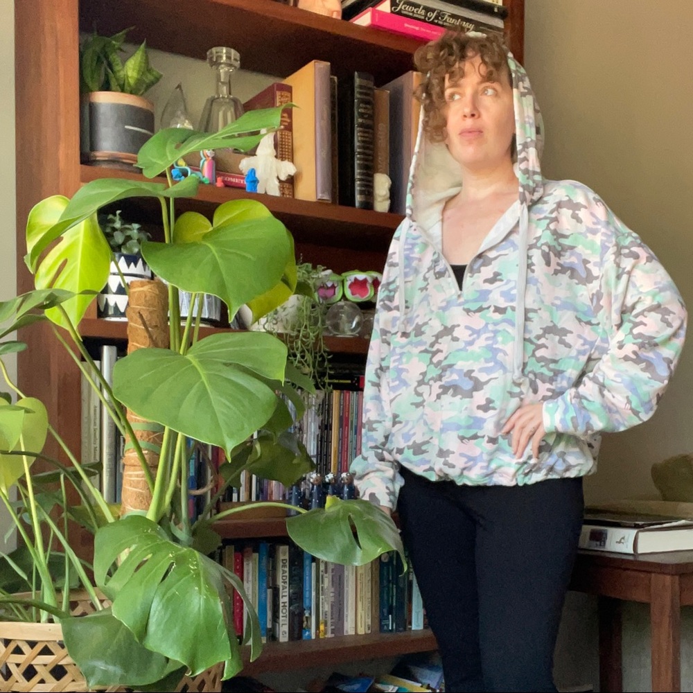 Fabletics cropped hoodie pastel camo